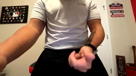 ericldavis71 online show from October 2, 9:00 pm