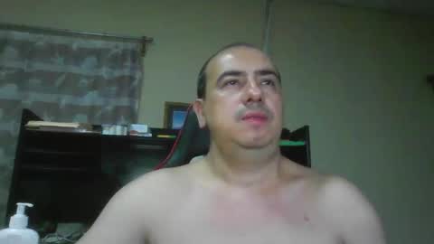 Snapshot of erik1781 chatting on April 23, 4:14 am erik1781 online show from April 23, 4:14 am