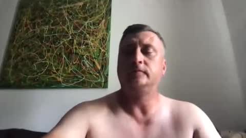 Snapshot of erik_69_69 chatting on June 6, 12:10 pm erik_69_69 online show from June 6, 12:10 pm