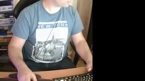 Snapshot of erik_dapper chatting on November 7, 5:24 pm Erik Dapper online show from November 7, 5:24 pm