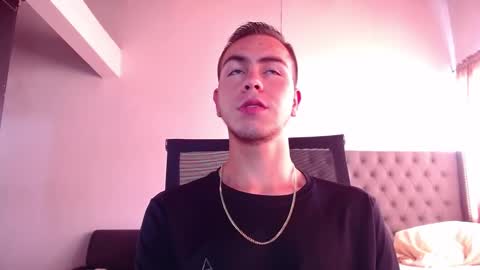 Erik rodriguez online show from January 15, 2:43 pm