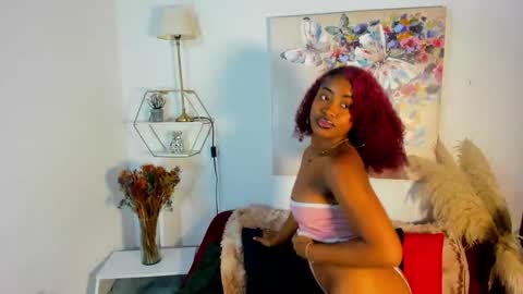 Snapshot of erika_lyrics chatting on February 6, 3:11 am E R I K A - L Y R I C S online show from February 6, 3:11 am