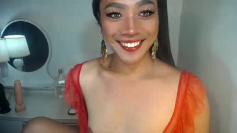 erika_madrigal online show from September 21, 7:48 pm