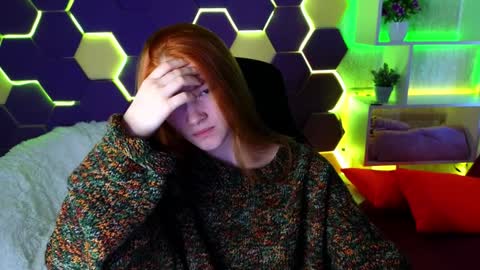 Snapshot of erikabrian chatting on December 17, 4:23 am erikabrian online show from December 17, 4:23 am