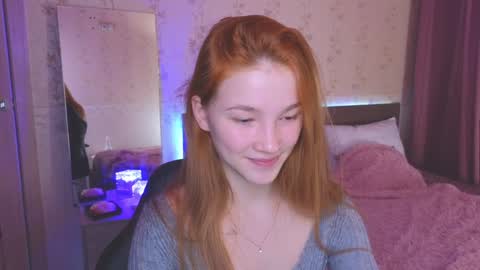 Snapshot of erikabrian chatting on December 27, 9:28 am erikabrian online show from December 27, 9:28 am