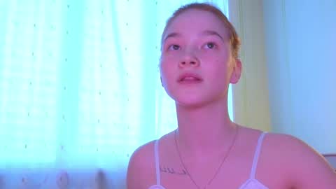 Snapshot of erikabrian chatting on February 16, 11:16 am erikabrian online show from February 16, 11:16 am