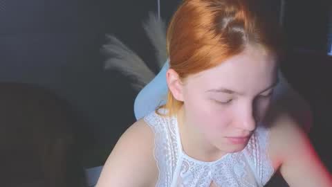 Snapshot of erikabrian chatting on October 5, 8:12 am erikabrian online show from October 5, 8:12 am