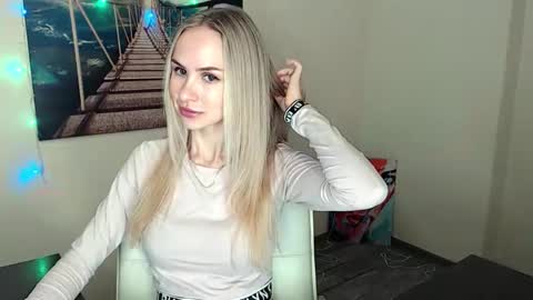 Erika online show from September 25, 11:47 am