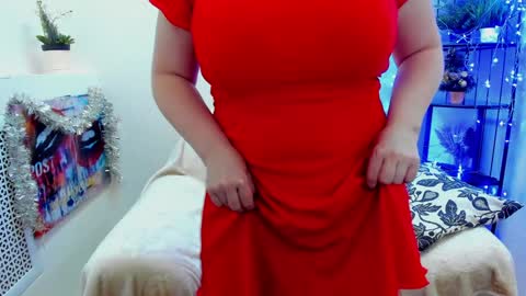 Snapshot of erikalov chatting on January 4, 4:33 am Adelina online show from January 4, 4:33 am