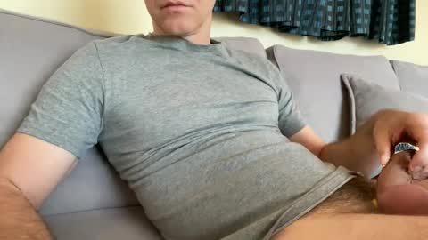 Snapshot of erikwant2 chatting on November 1, 6:37 am erikwant2 online show from November 1, 6:37 am