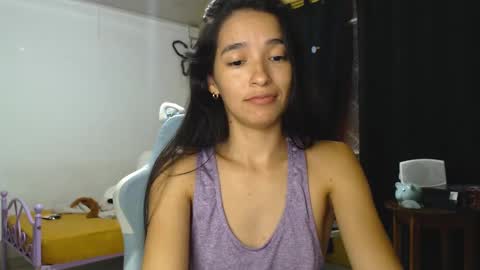 erina_1 online show from February 7, 1:36 am