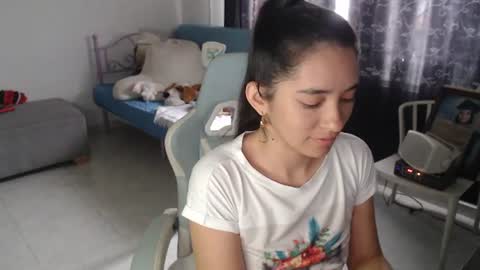 erina_1 online show from July 3, 5:41 pm