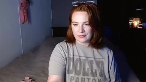 Erinlove online show from October 14, 11:49 pm