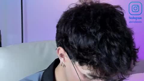   online show from November 17, 7:25 am