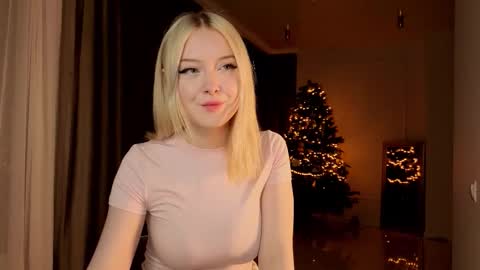 Chanel online show from February 25, 8:18 pm