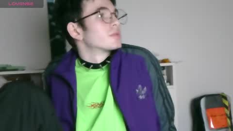 Ernest online show from April 15, 6:15 pm