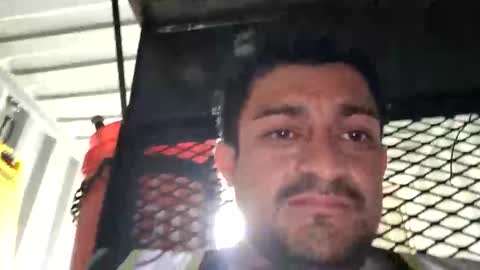 Snapshot of ernestomaravilla141 chatting on February 10, 7:51 pm Ernesto online show from February 10, 7:51 pm