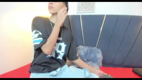 ero_boy40 online show from May 14, 3:02 am