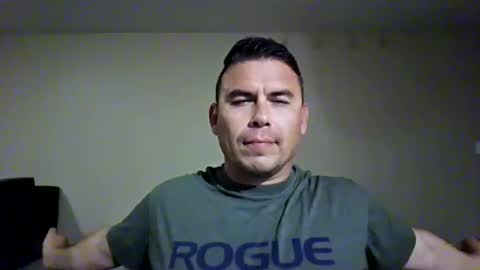 Snapshot of erock42 chatting on September 9, 12:54 am erock42 online show from September 9, 12:54 am