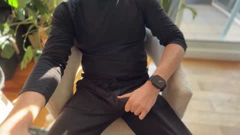 Snapshot of erock9871 chatting on October 6, 1:52 pm erock9871 online show from October 6, 1:52 pm