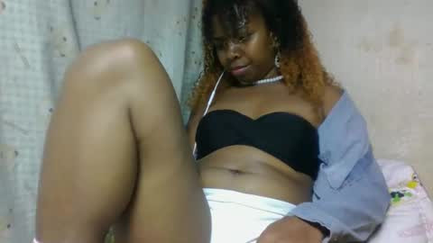 erolinee online show from September 13, 3:56 pm