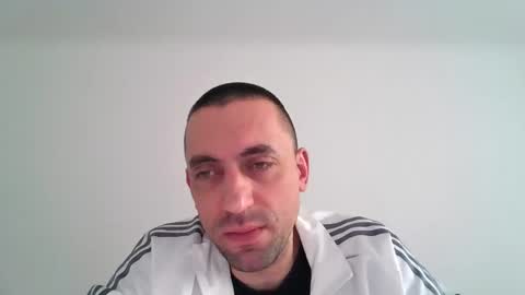 Snapshot of eros8407 chatting on January 7, 9:56 am eros8407 online show from January 7, 9:56 am