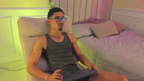 eros_becker_ online show from March 15, 2:39 am