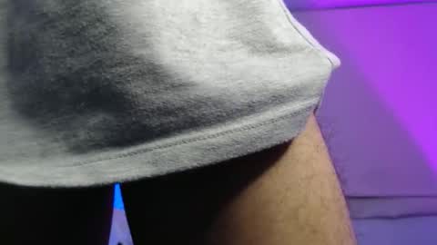 Snapshot of eros_chipre chatting on October 31, 4:24 am Eros online show from October 31, 4:24 am