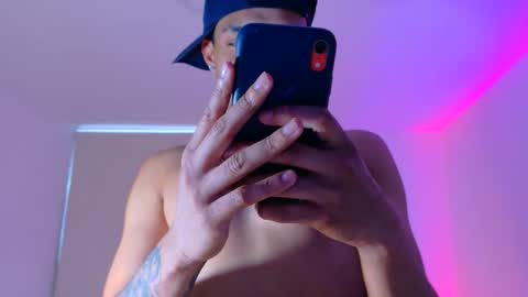 Snapshot of eros_chipre chatting on November 30, 8:35 pm Eros online show from November 30, 8:35 pm