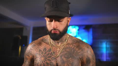 EROS DARK online show from April 11, 7:45 am