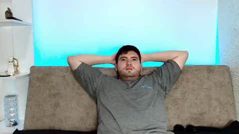 Snapshot of eros_divinorum chatting on March 2, 6:15 pm JUAN DAVID online show from March 2, 6:15 pm