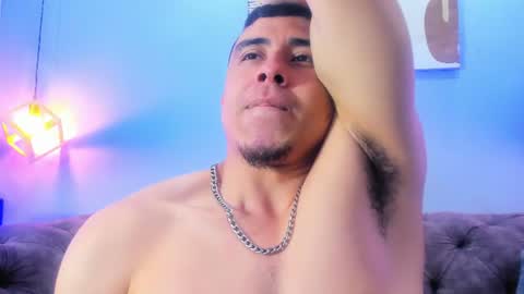 Snapshot of eross_santy chatting on July 4, 1:39 pm Eross online show from July 4, 1:39 pm
