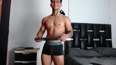 Eros online show from March 8, 10:35 pm