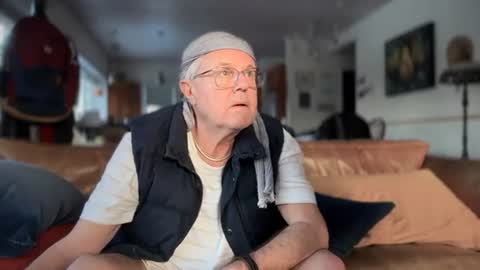 eros online show from March 10, 12:15 pm