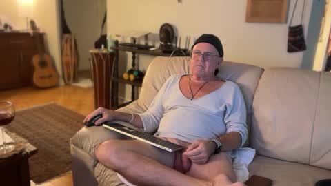 eros online show from September 24, 10:35 pm