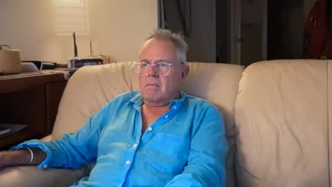 eros online show from November 15, 5:42 pm