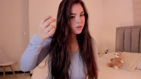 Snapshot of erotic_boobs chatting on May 21, 9:11 pm Karen online show from May 21, 9:11 pm