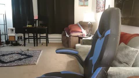 Snapshot of eroticsiren2 chatting on December 19, 1:39 am EroticSiren2 online show from December 19, 1:39 am