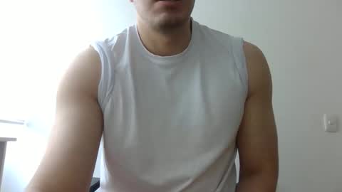 Snapshot of erra311 chatting on May 29, 9:24 pm erra311 online show from May 29, 9:24 pm