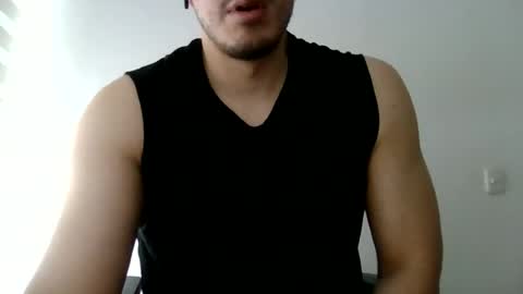 Snapshot of erra311 chatting on June 21, 3:47 pm erra311 online show from June 21, 3:47 pm