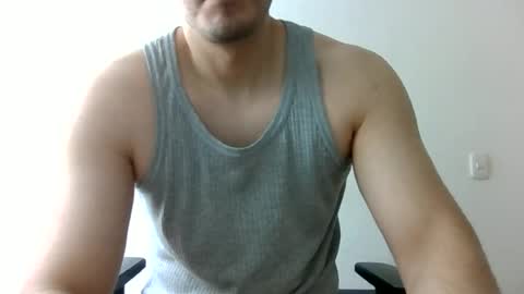 Snapshot of erra311 chatting on June 23, 3:32 pm erra311 online show from June 23, 3:32 pm