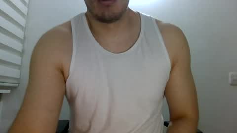 Snapshot of erra311 chatting on July 22, 5:43 am erra311 online show from July 22, 5:43 am
