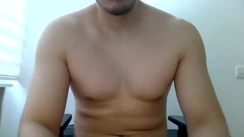 Snapshot of erra311 chatting on July 22, 10:34 pm erra311 online show from July 22, 10:34 pm