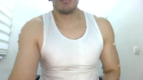 Snapshot of erra311 chatting on August 1, 5:29 am erra311 online show from August 1, 5:29 am