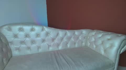 Eryx online show from September 18, 2:52 pm