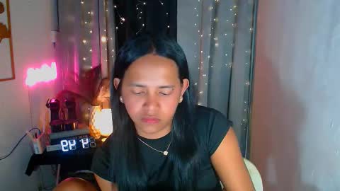 scarlet online show from February 25, 4:27 pm