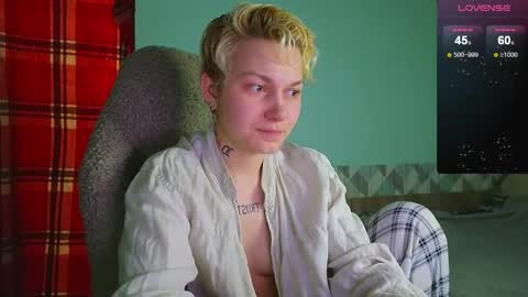 Snapshot of esajukyy chatting on December 19, 2:57 pm esajukyy online show from December 19, 2:57 pm