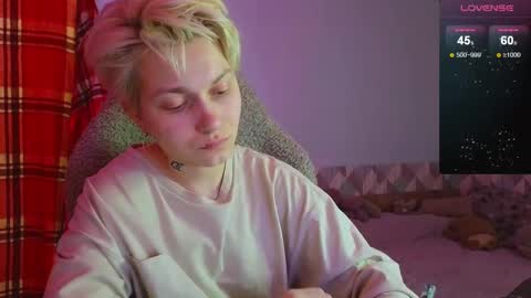 Snapshot of esajukyy chatting on January 19, 11:56 am esajukyy online show from January 19, 11:56 am