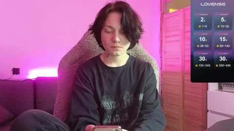 esajukyy online show from January 11, 2:44 pm