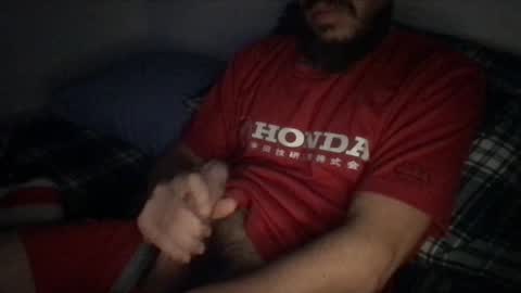 Snapshot of esc0o chatting on January 6, 4:47 am hereforagoodtimenotalongtime online show from January 6, 4:47 am